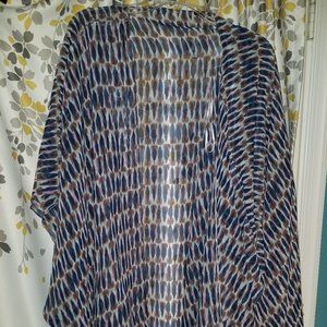 Lightweight, blue & brown design, Duster with splashes of pink